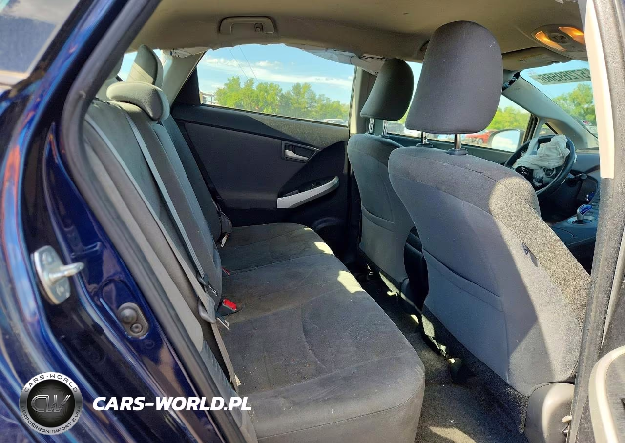 2014 Toyota Prius Three VIN:JTDKN3DUXE1784827 - 10