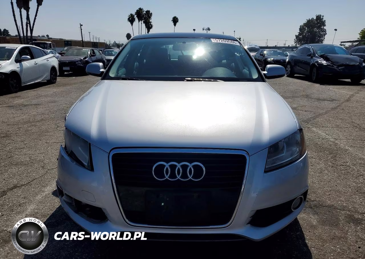 2011 Audi A3 Premium VIN:WAUBEAFM0BA106405 - 5