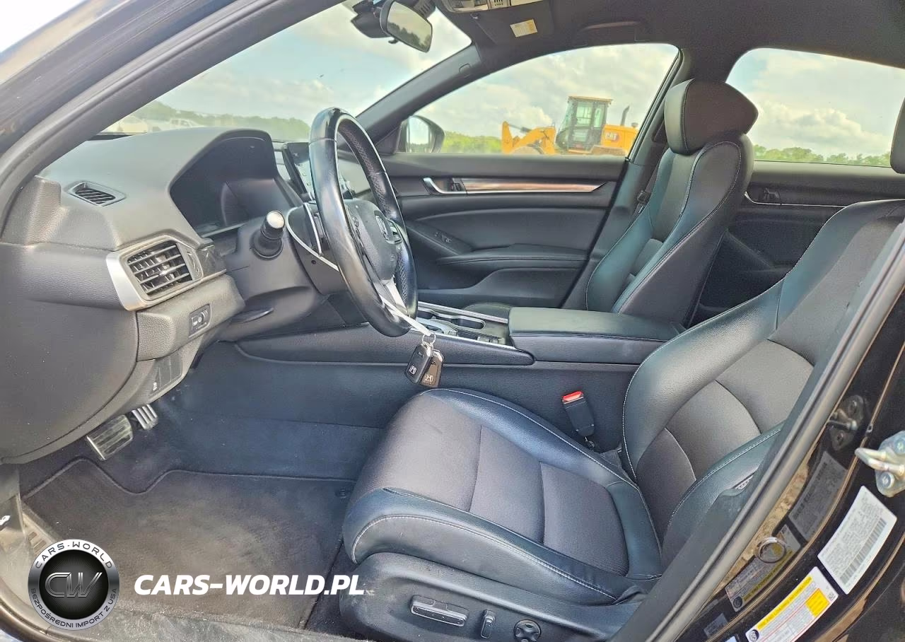2018 Honda Accord Sport VIN:1HGCV1F36JA242827 - 7