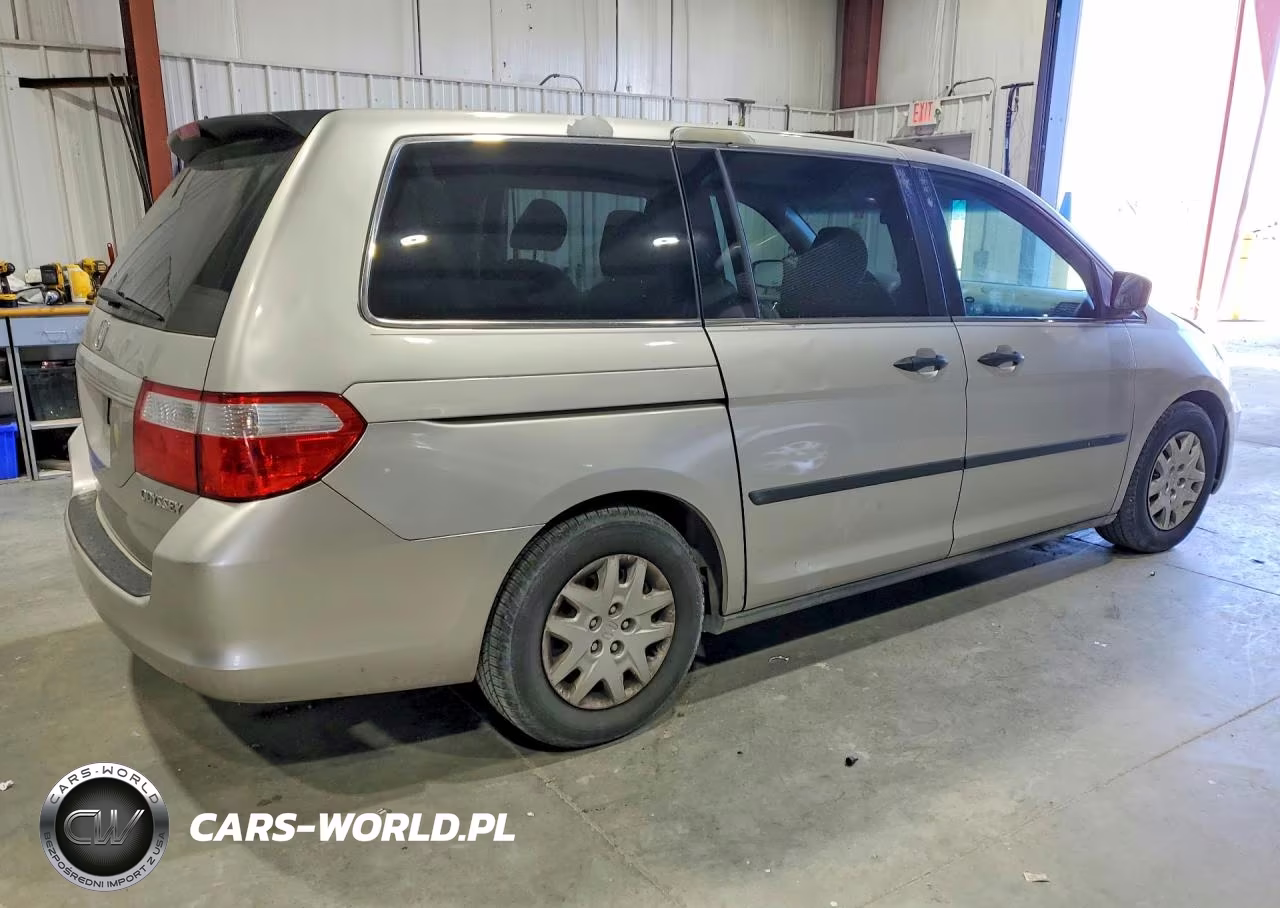 2005 Honda Odyssey Lx VIN:5FNRL38225B031409 - 3