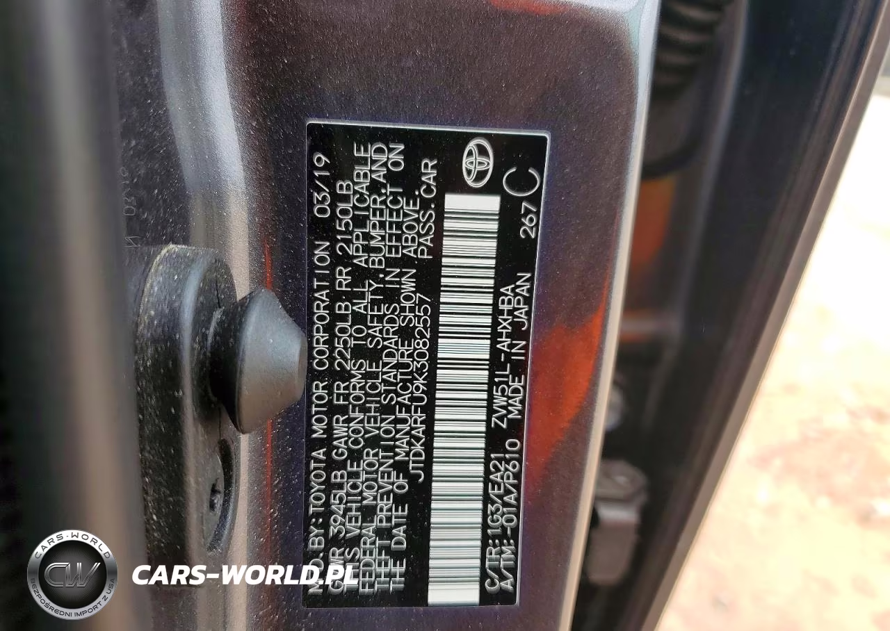2019 Toyota Prius Limited VIN:JTDKARFU9K3082557 - 12