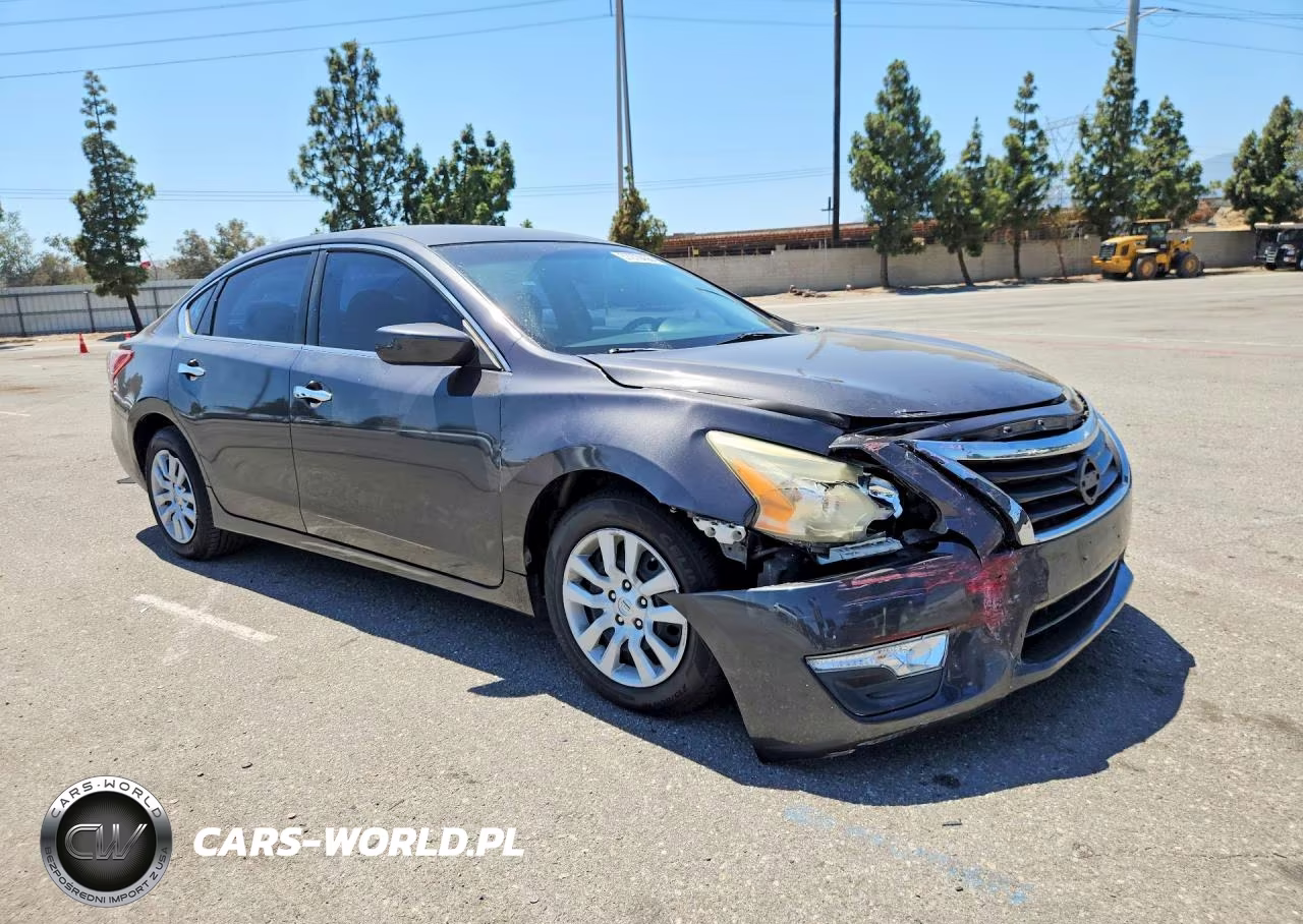 2013 Nissan Altima 2.5 VIN:1N4AL3AP7DC220643 - 4