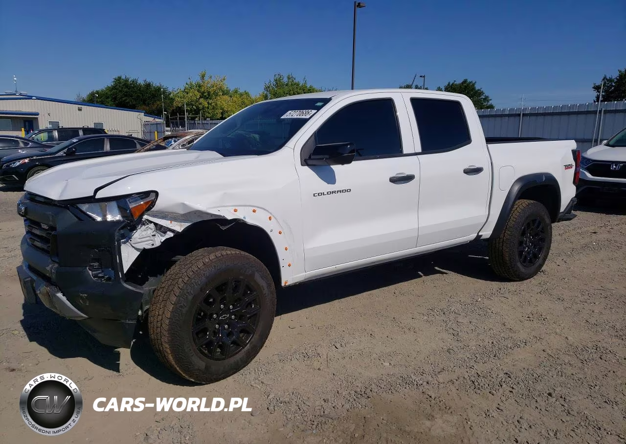 2026 Chevrolet Colorado Trail Boss – zdjęcie 1 z 12