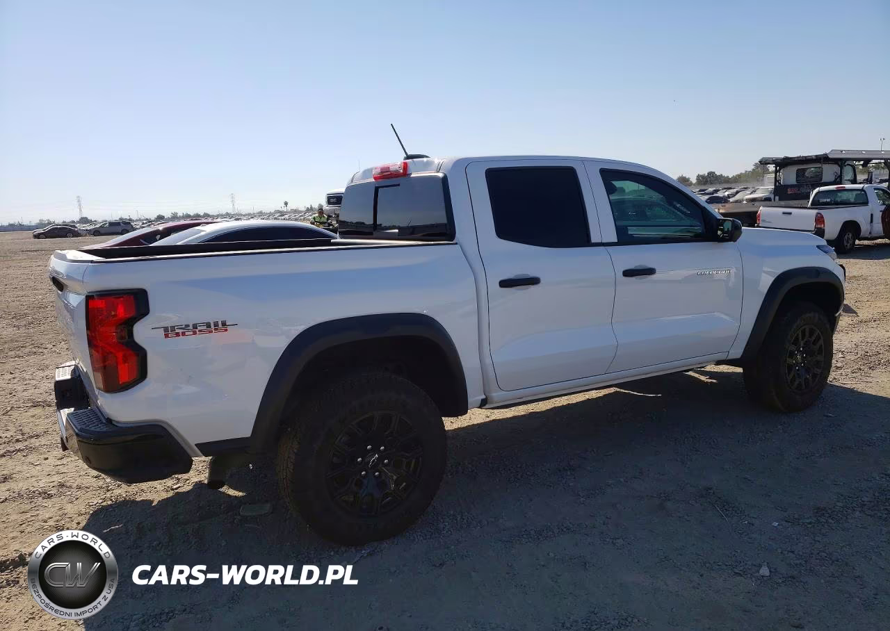 2026 Chevrolet Colorado Trail Boss VIN:1GCPTEEK0T1104113 - 3