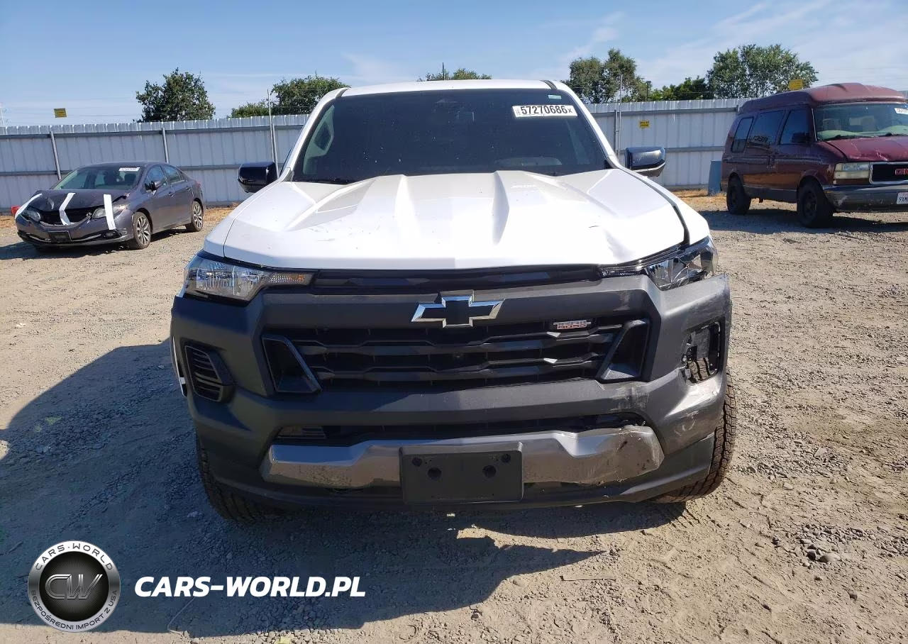 2026 Chevrolet Colorado Trail Boss VIN:1GCPTEEK0T1104113 - 5
