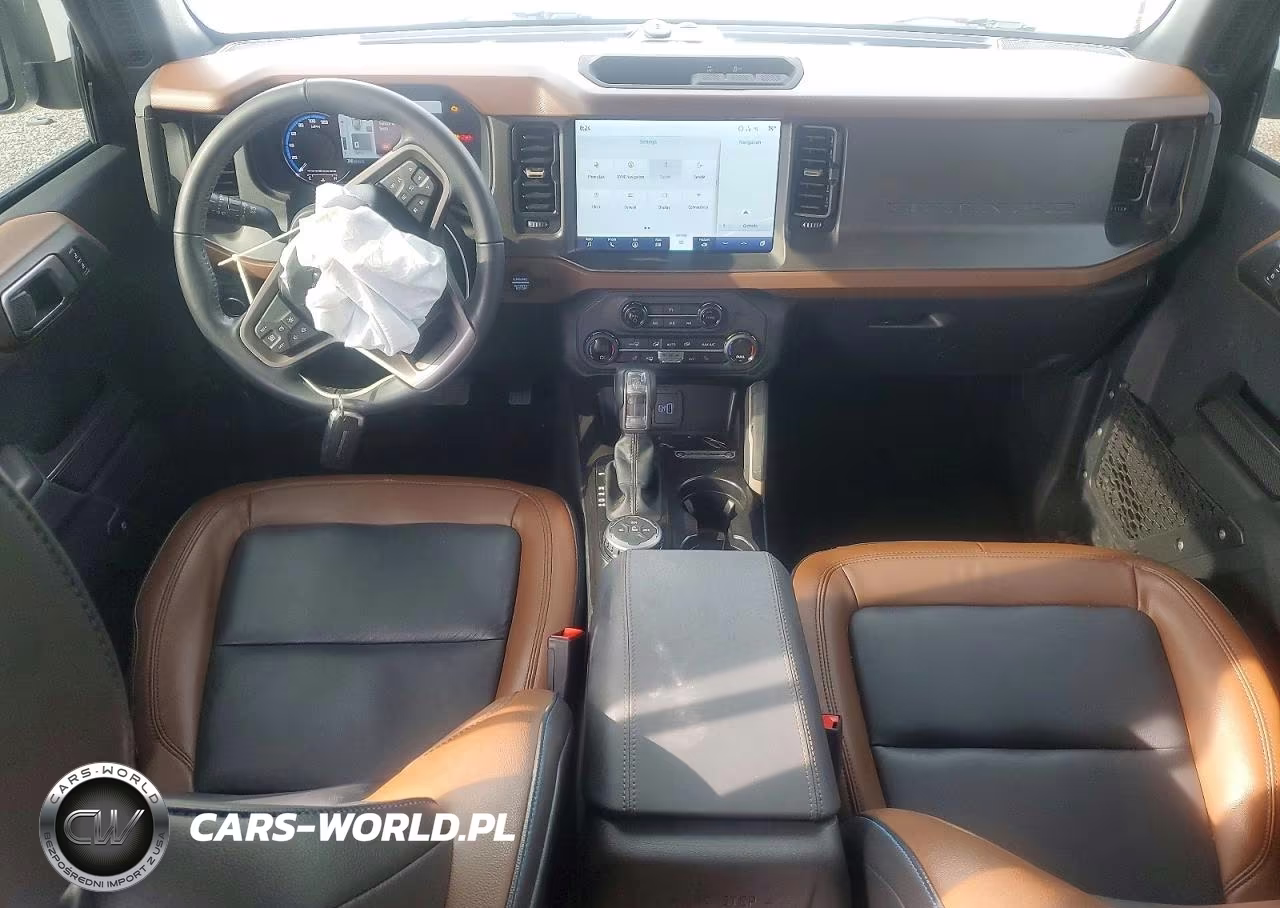 2024 Ford Bronco Outer Banks VIN:1FMDE8BH2RLB05232 - 8