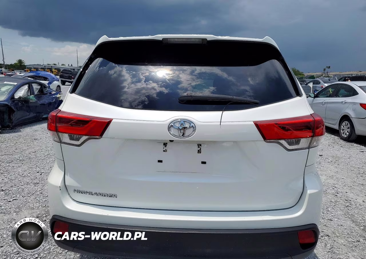 2019 Toyota Highlander Le VIN:5TDZARFH4KS058683 - 6