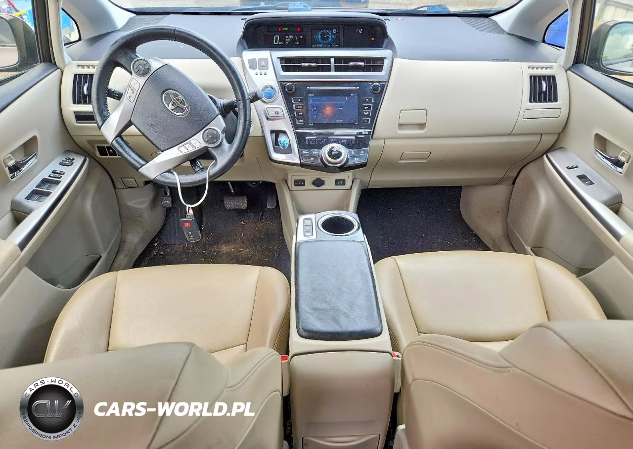 2017 Toyota Prius V Four VIN:JTDZN3EUXHJ061772 - 8