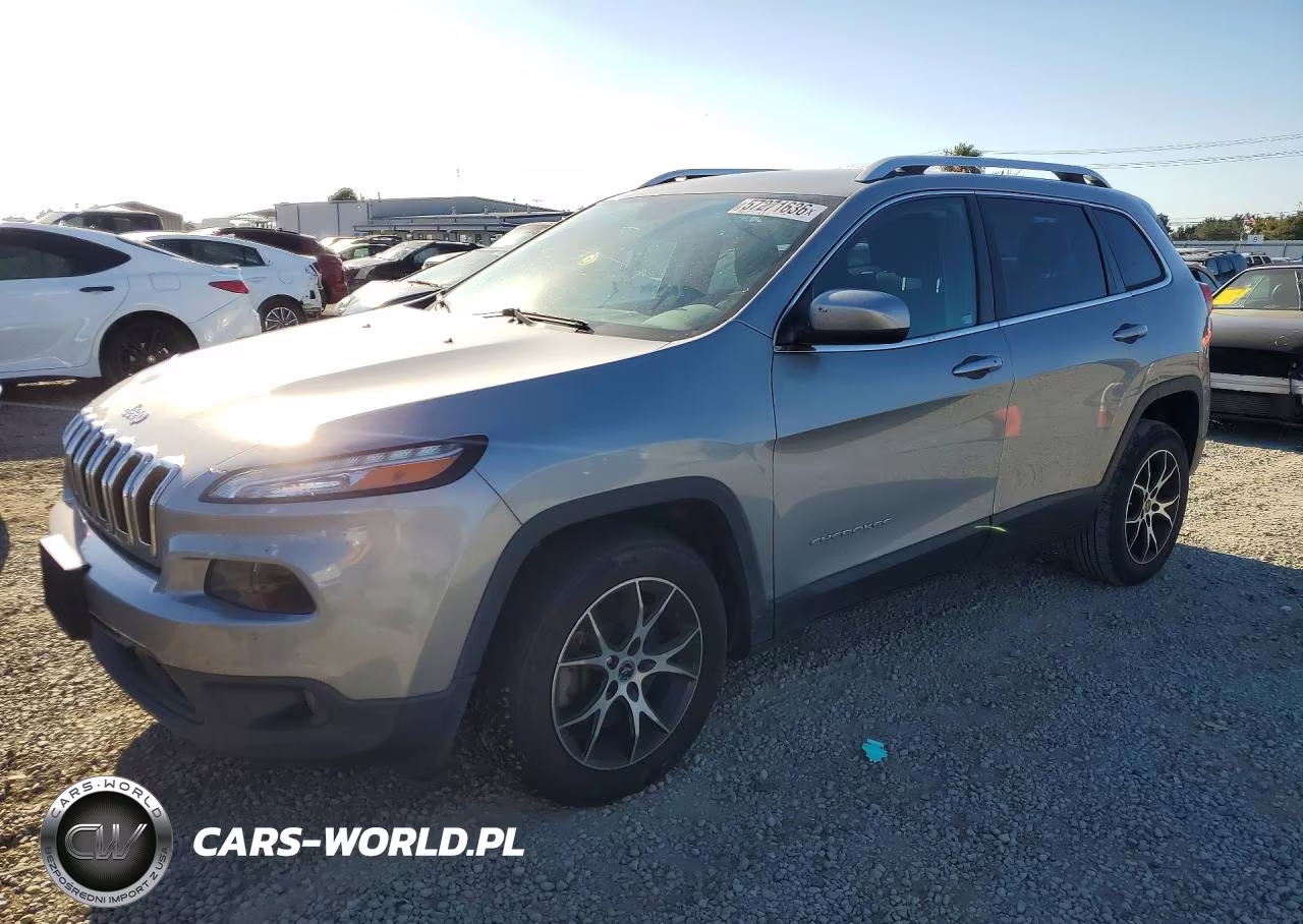 2015 Jeep Cherokee Latitude – zdjęcie 1 z 13