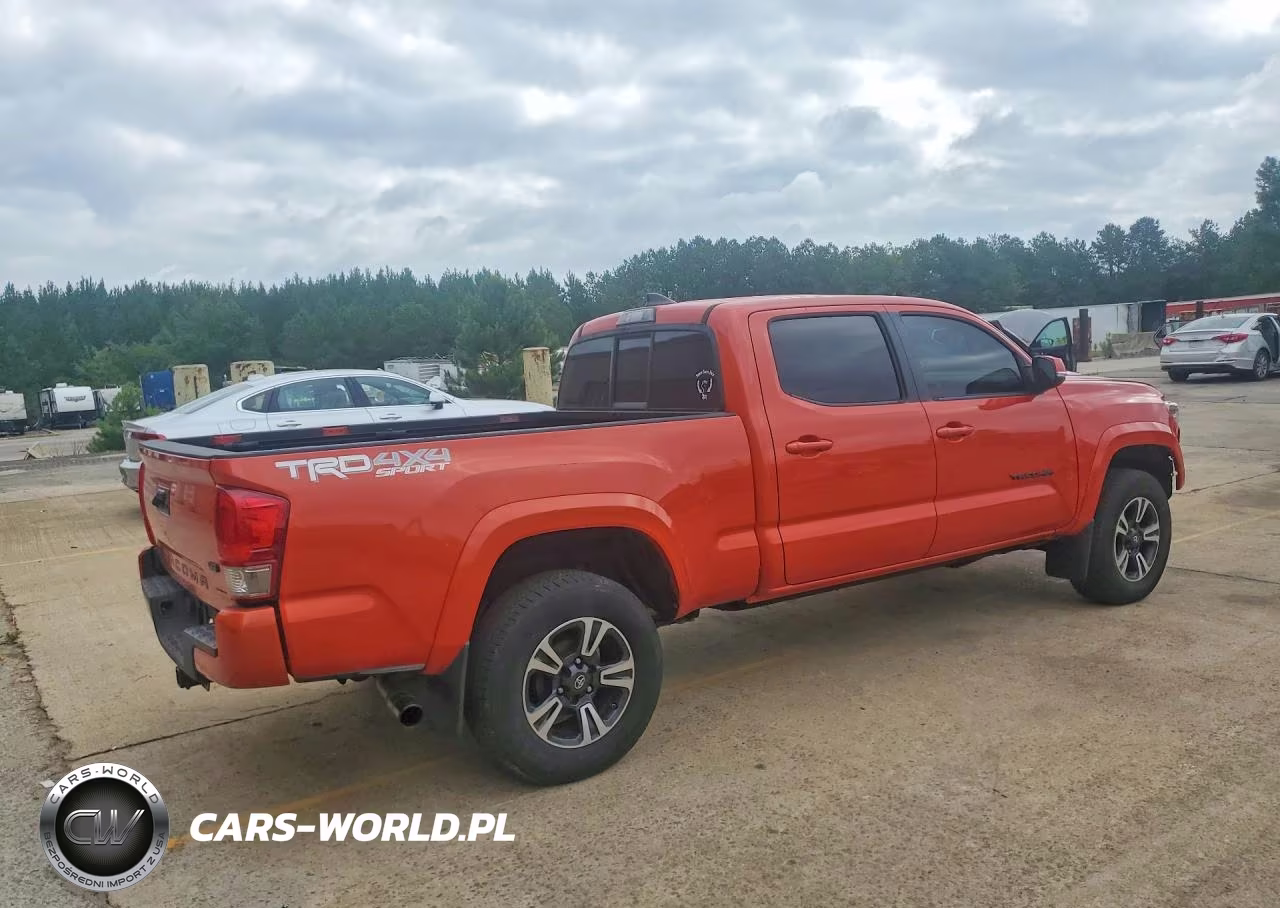 2016 Toyota Tacoma Double Cab VIN:5TFDZ5BN5GX011381 - 3