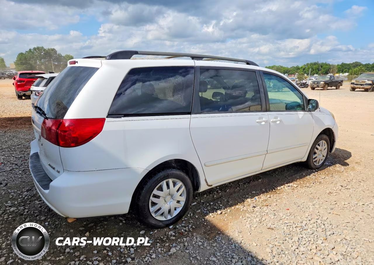 2006 Toyota Sienna Le 7 Passenger VIN:5TDZA23C56S456488 - 3