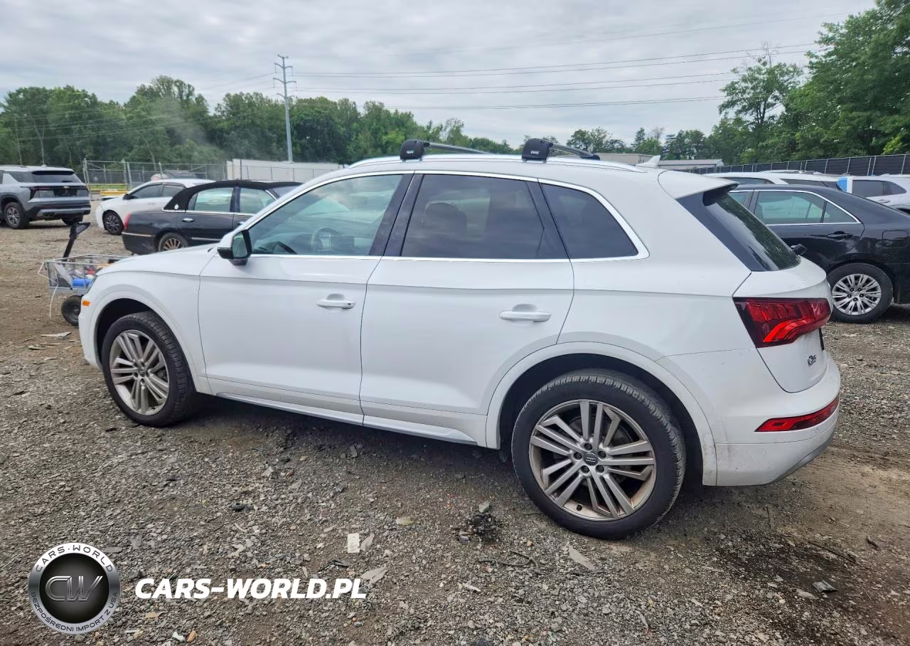2018 Audi Q5 Premium Plus VIN:WA1BNAFY0J2172588 - 2