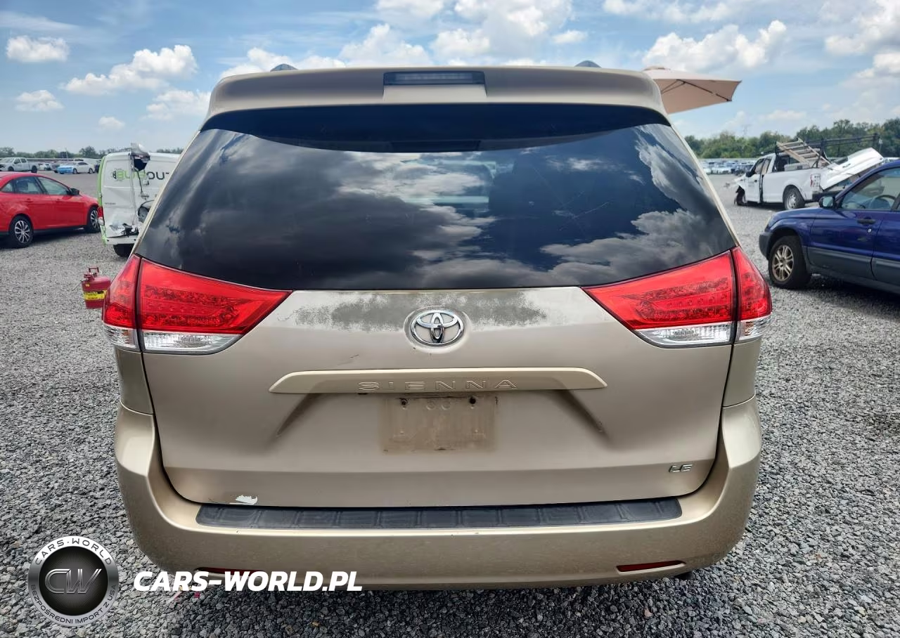 2011 Toyota Sienna Le VIN:5TDKK3DC4BS070481 - 6