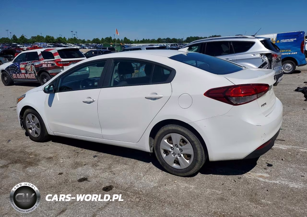 2018 Kia Forte Lx VIN:3KPFL4A7XJE181721 - 2