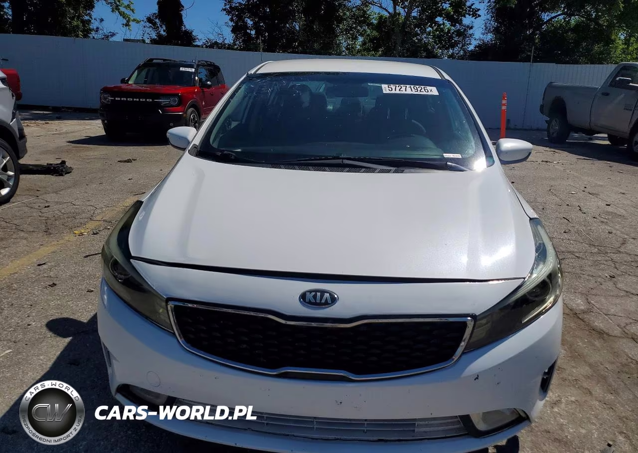 2018 Kia Forte Lx VIN:3KPFL4A7XJE181721 - 5