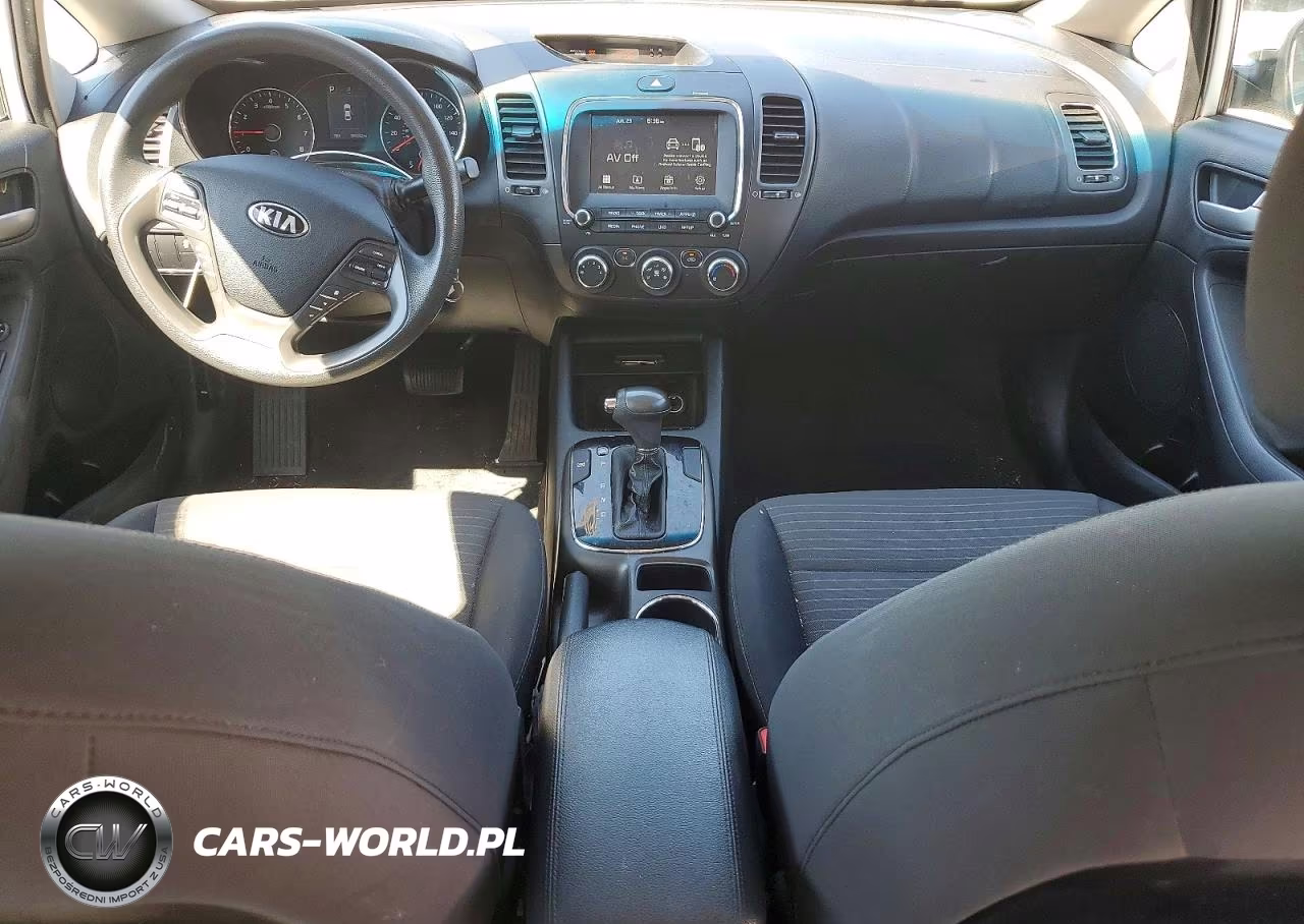 2018 Kia Forte Lx VIN:3KPFL4A7XJE181721 - 8
