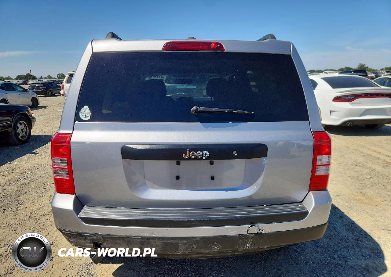 2017 Jeep Patriot Sport VIN:1C4NJPBA2HD207642 - 6