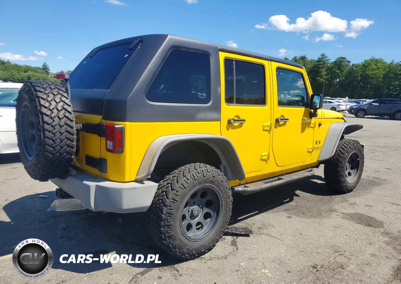 2009 Jeep Wrangler Unlimited X VIN:1J4GA39199L767716 - 3