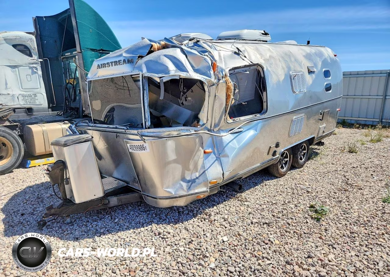 2015 Internatio - Camper VIN:1STKFAG29FJ532047 - 2