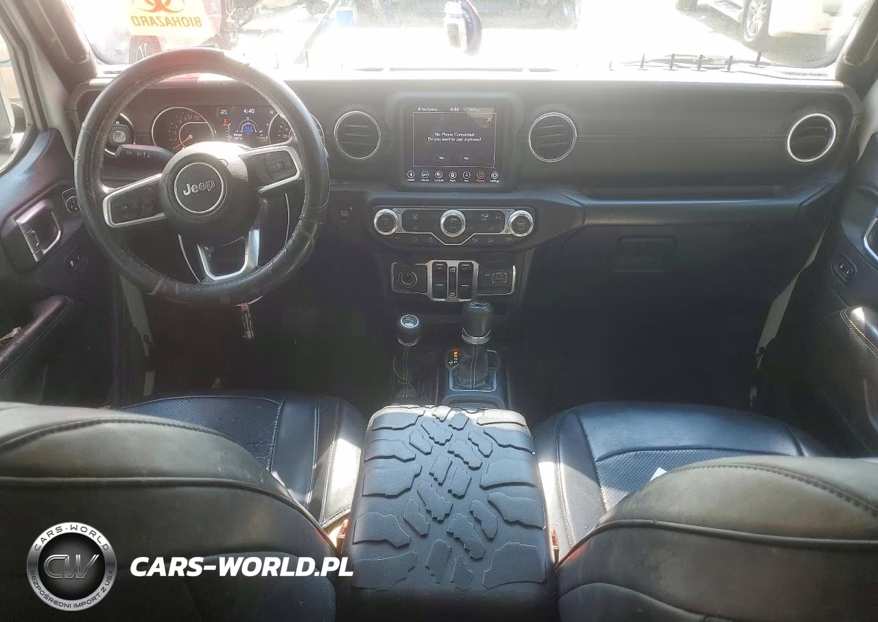 2018 Jeep Wrangler Unlimited Sahara VIN:1C4HJXEG5JW125685 - 8