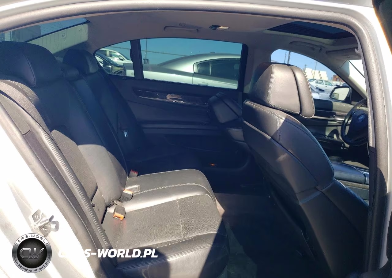 2011 BMW 750 Li VIN:WBAKB8C57BCY66690 - 10