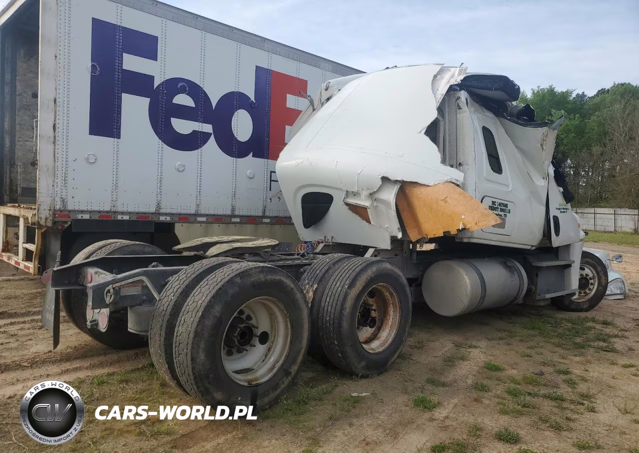 2017 Freightliner Cascadia 125 Semi Truck VIN:3AKJGLDR0HDHV9496 - 4