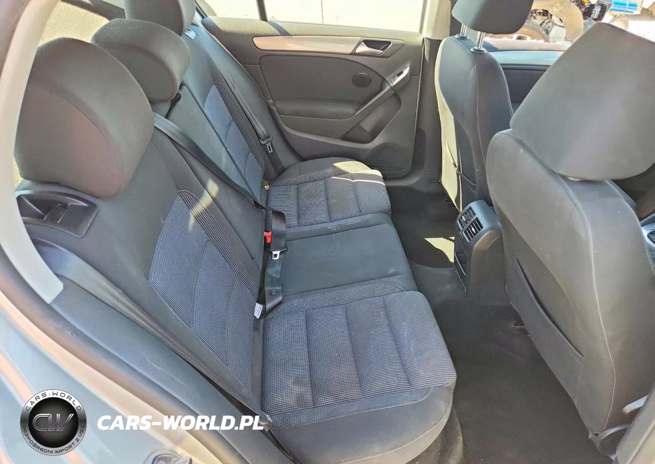2014 Volkswagen Golf VIN:WVWDB7AJ5EW002133 - 10
