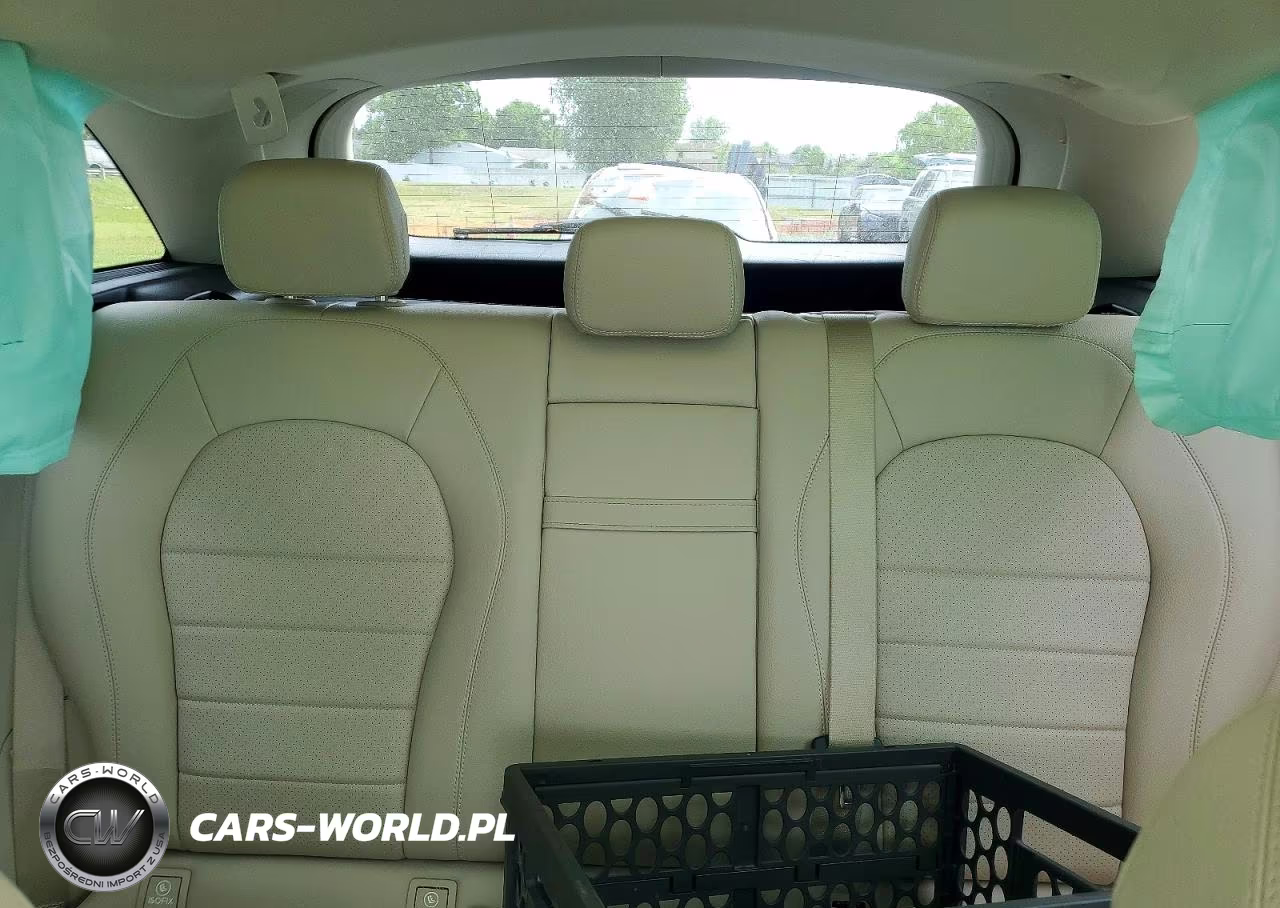 2018 Mercedes-Benz Glc 300 4Matic VIN:WDC0G4KB9JV028623 - 10