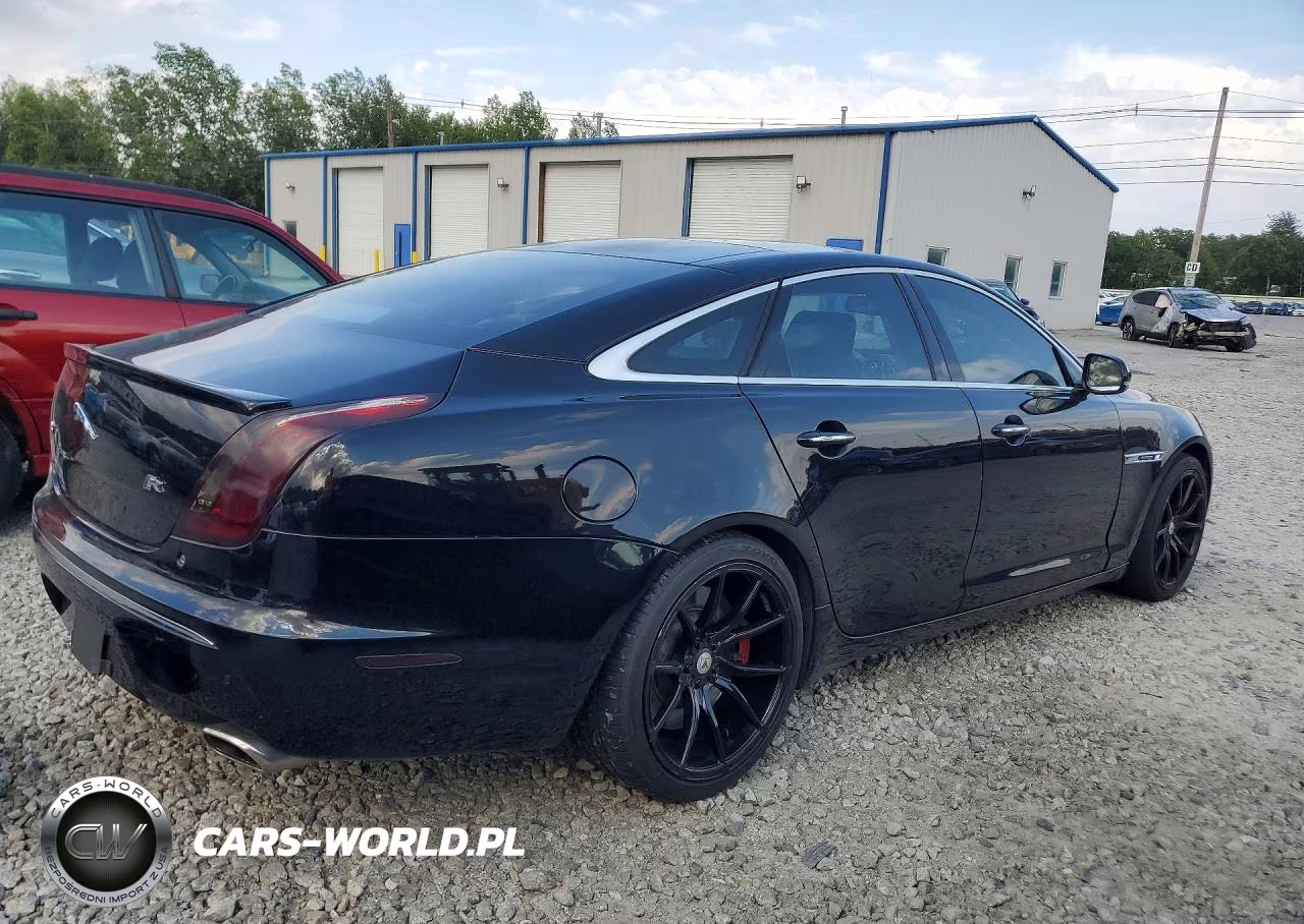 2012 Jaguar Xj Supercharged VIN:SAJWA1GEXCMV28416 - 3