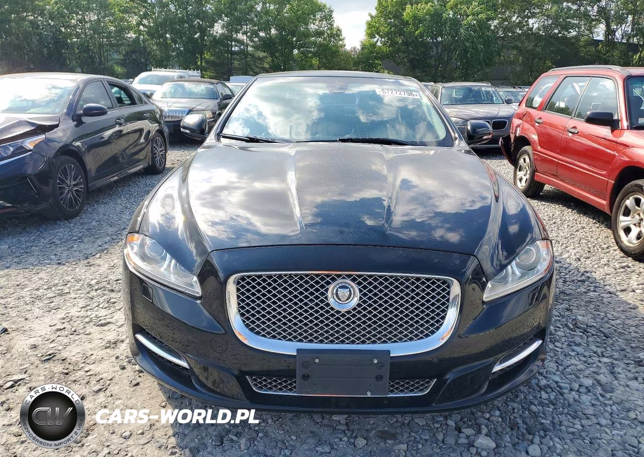 2012 Jaguar Xj Supercharged VIN:SAJWA1GEXCMV28416 - 5