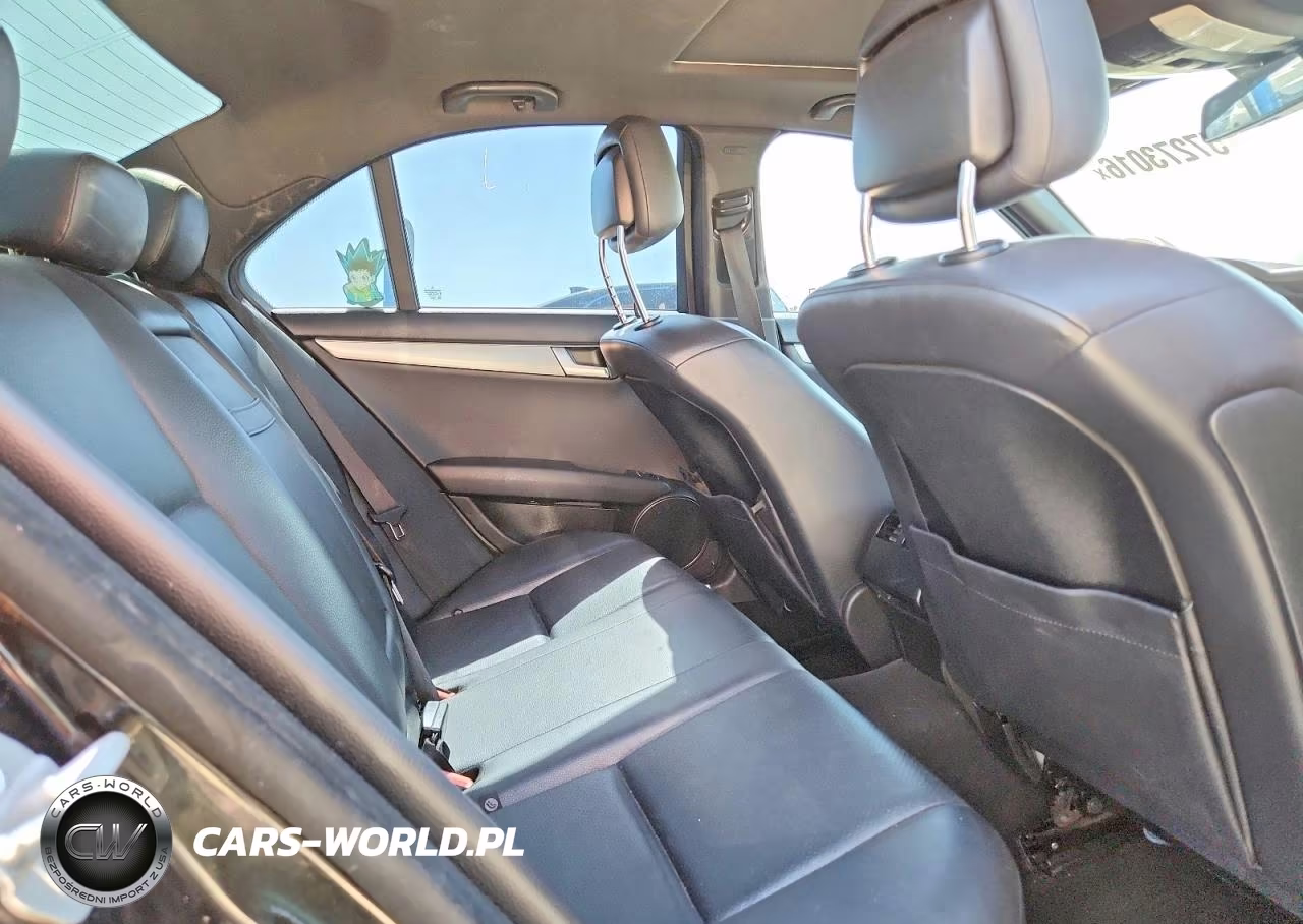 2012 Mercedes-Benz C 250 VIN:WDDGF4HB4CR221603 - 10