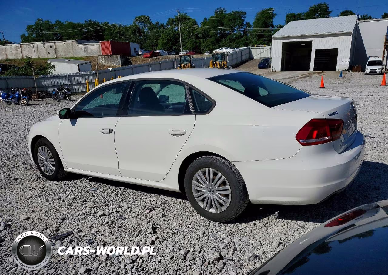 2015 Volkswagen Passat S VIN:1VWAT7A32FC078569 - 2