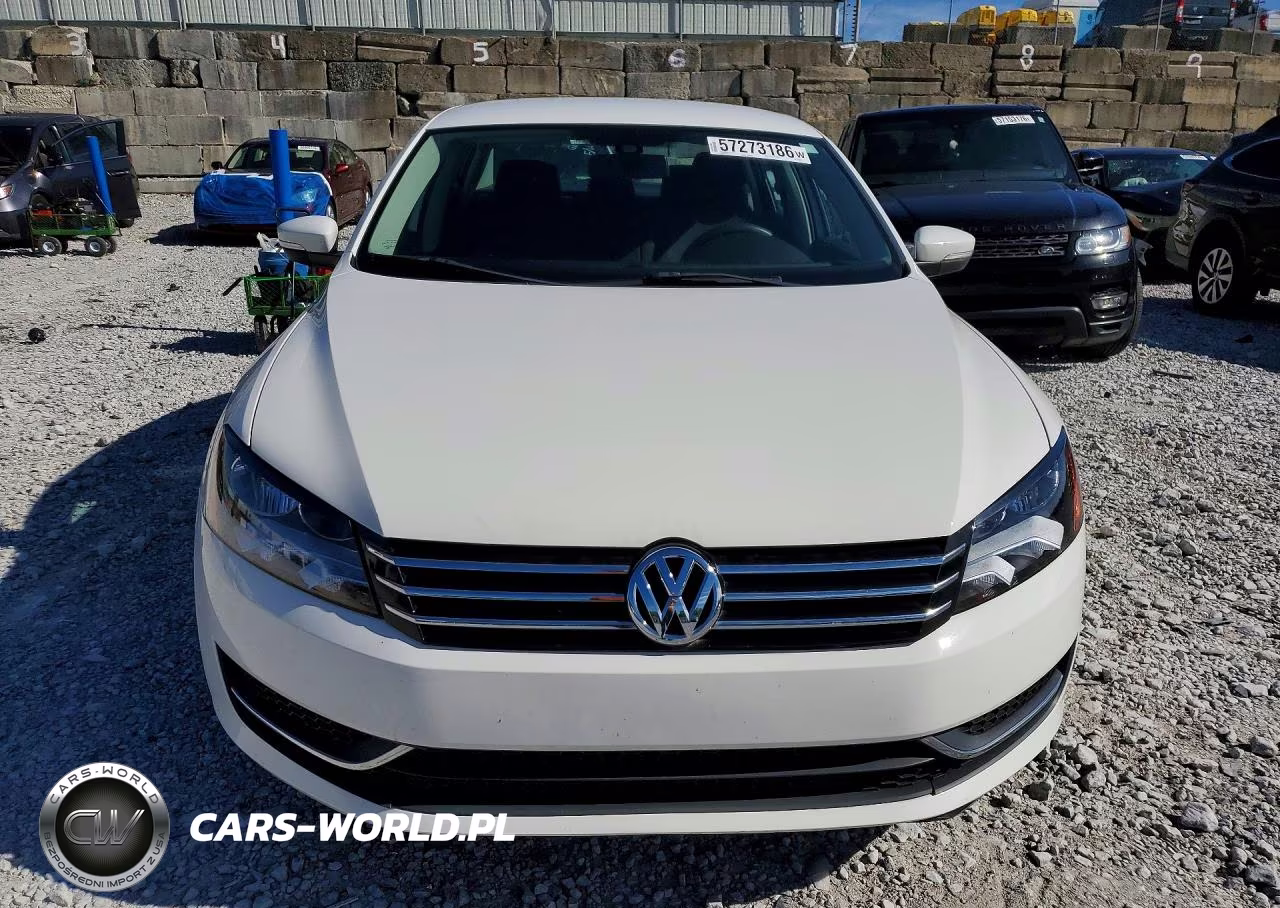 2015 Volkswagen Passat S VIN:1VWAT7A32FC078569 - 5