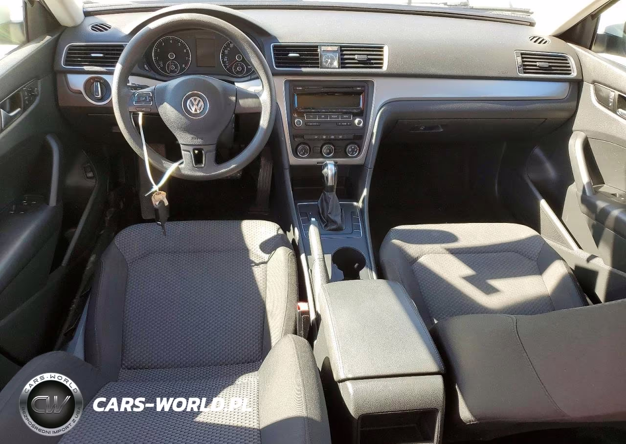 2015 Volkswagen Passat S VIN:1VWAT7A32FC078569 - 8