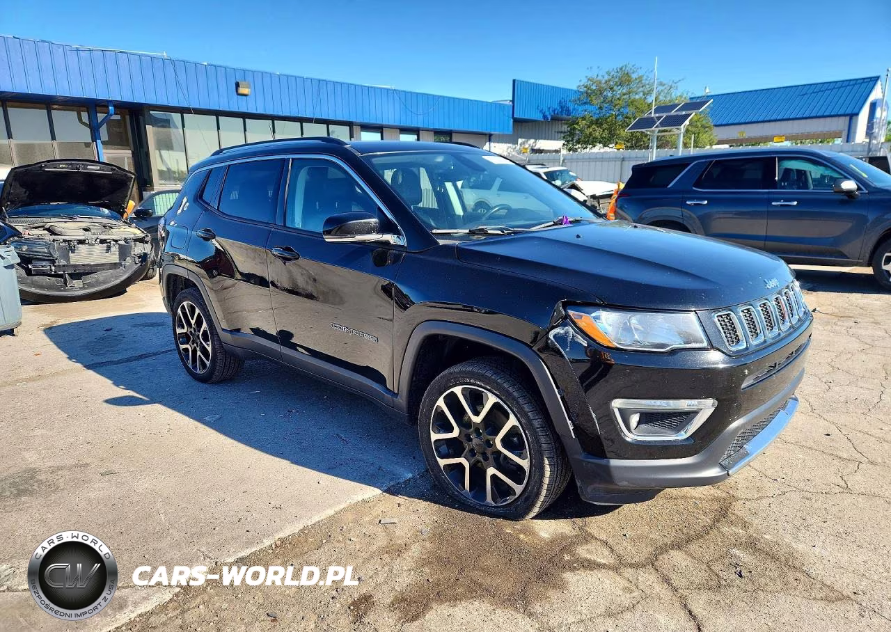 2017 Jeep Compass Limited VIN:3C4NJDCB1HT664880 - 4