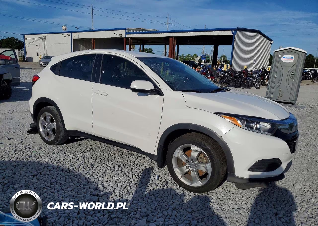 2022 Honda Hr-V Lx VIN:3CZRU5H36NM739685 - 4
