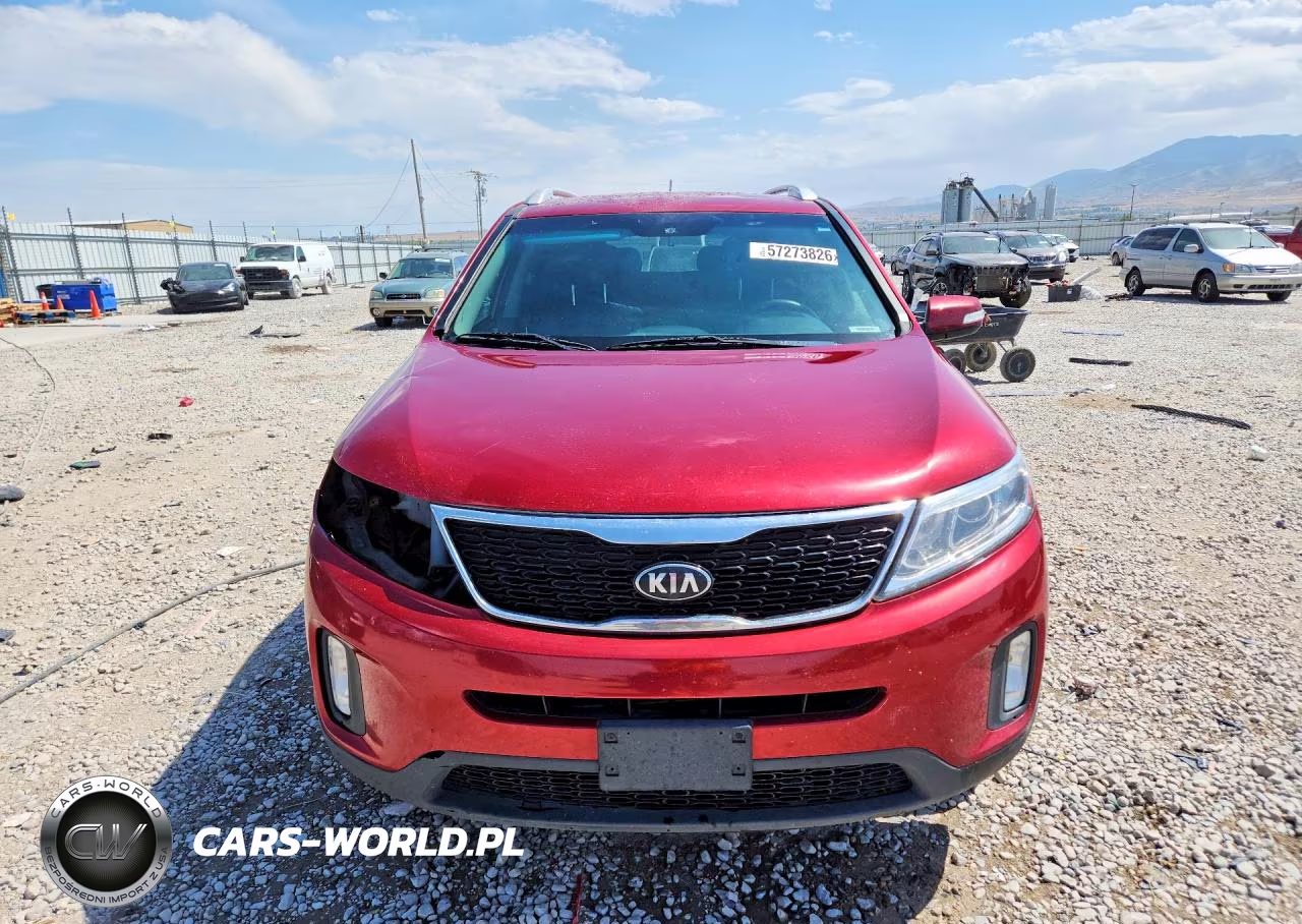 2015 Kia Sorento Lx VIN:5XYKT4A65FG562375 - 5