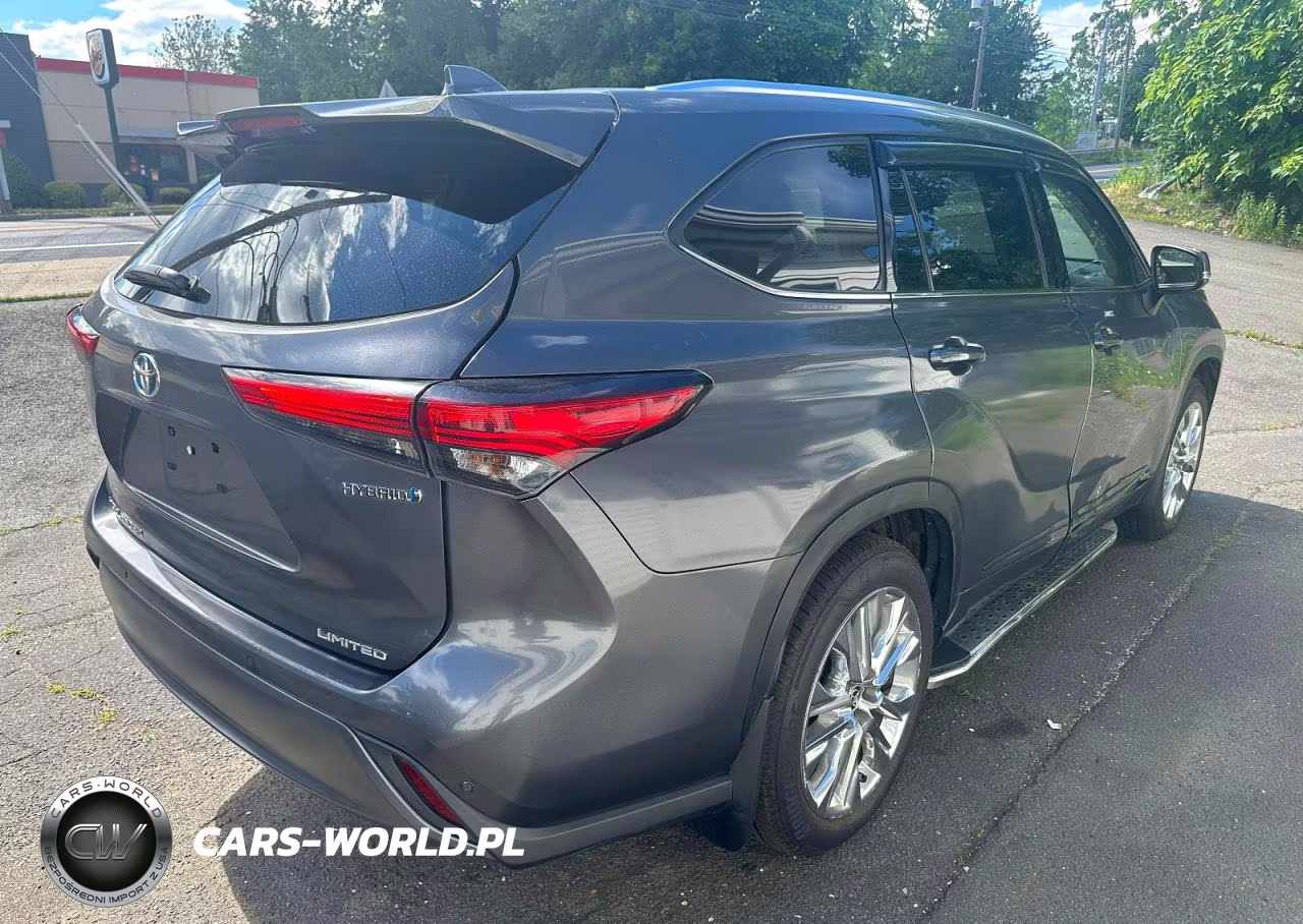 2023 Toyota Highlander Hybrid Limited VIN:5TDXBRCH4PS570895 - 3