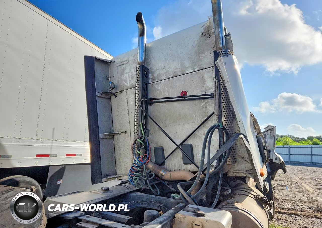 2015 Kenworth T680 Semi Truck VIN:1XKYDP9X3FJ424389 - 6