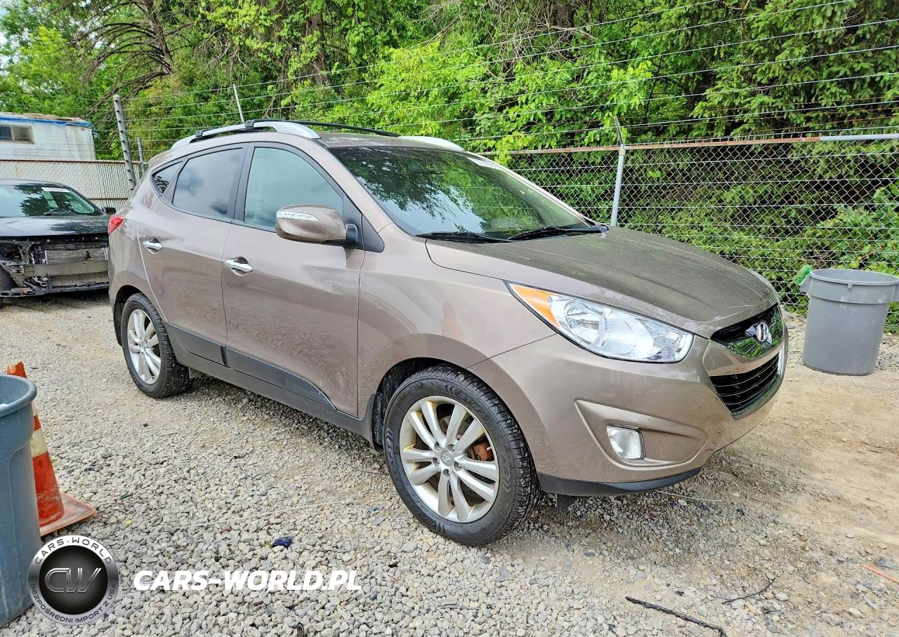 2013 Hyundai Tucson Limited VIN:KM8JUCAC3DU621147 - 4