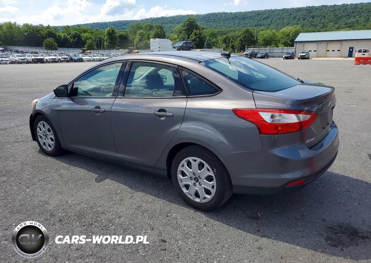 2012 Ford Focus Se VIN:1FAHP3F27CL137373 - 2