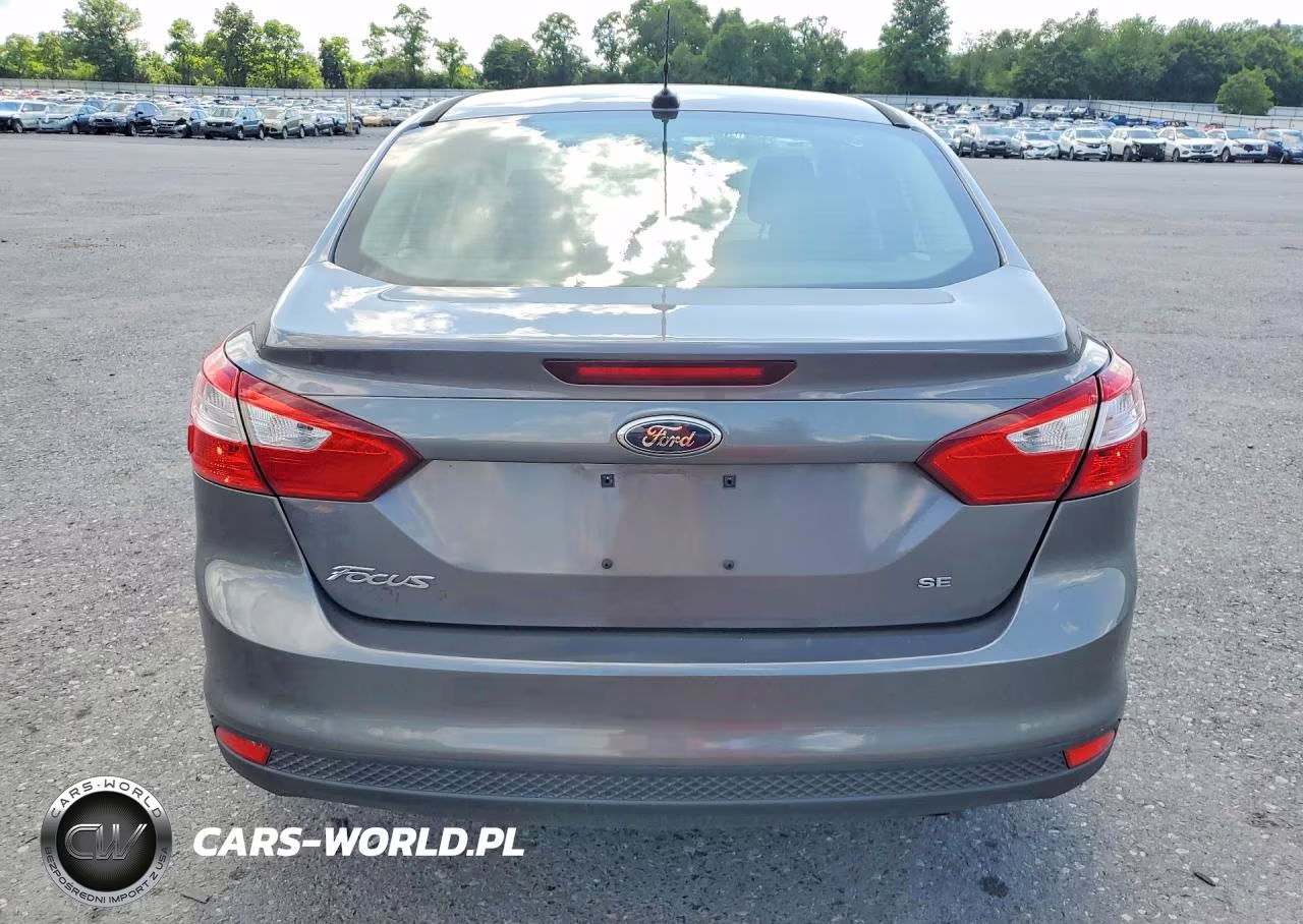 2012 Ford Focus Se VIN:1FAHP3F27CL137373 - 6