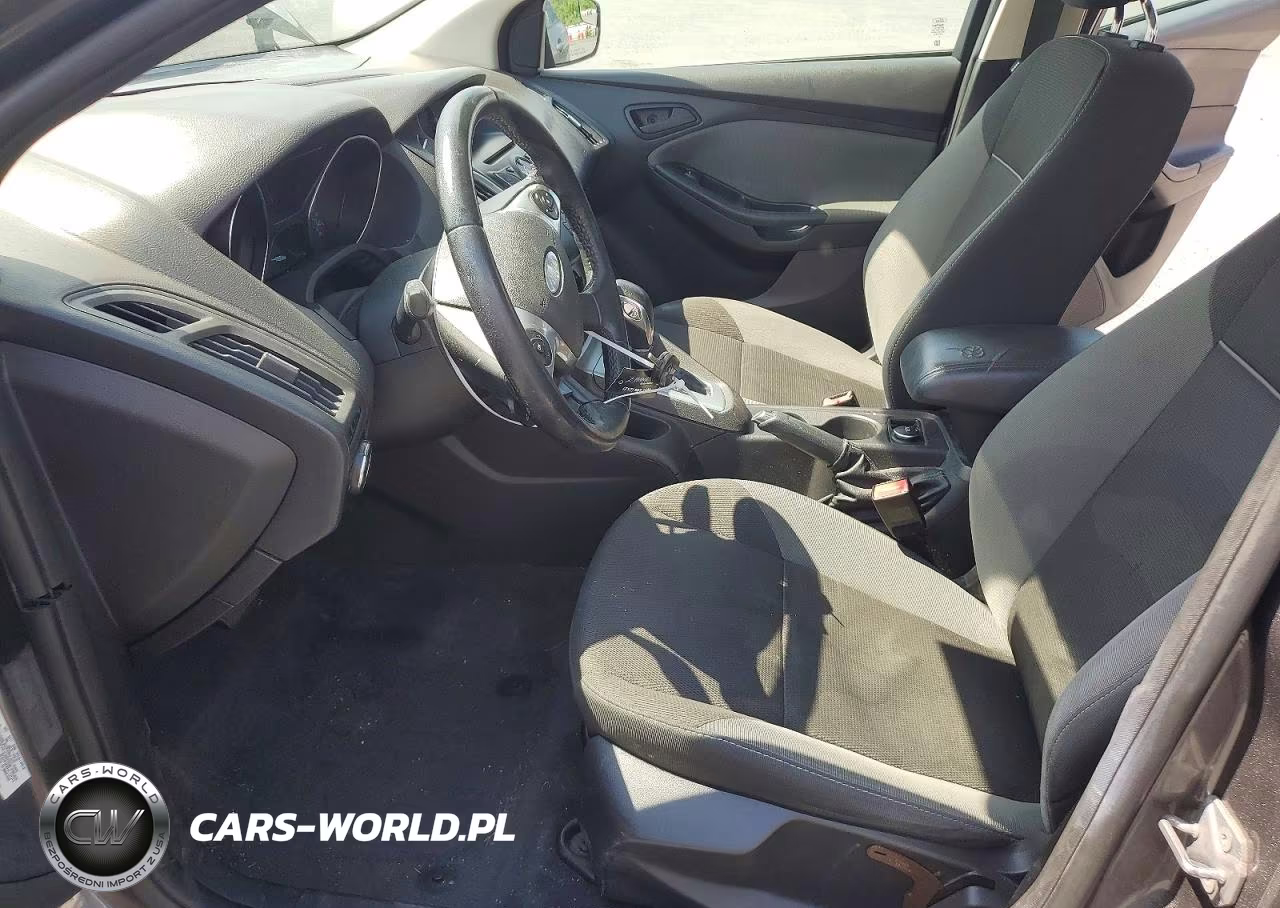 2012 Ford Focus Se VIN:1FAHP3F27CL137373 - 7