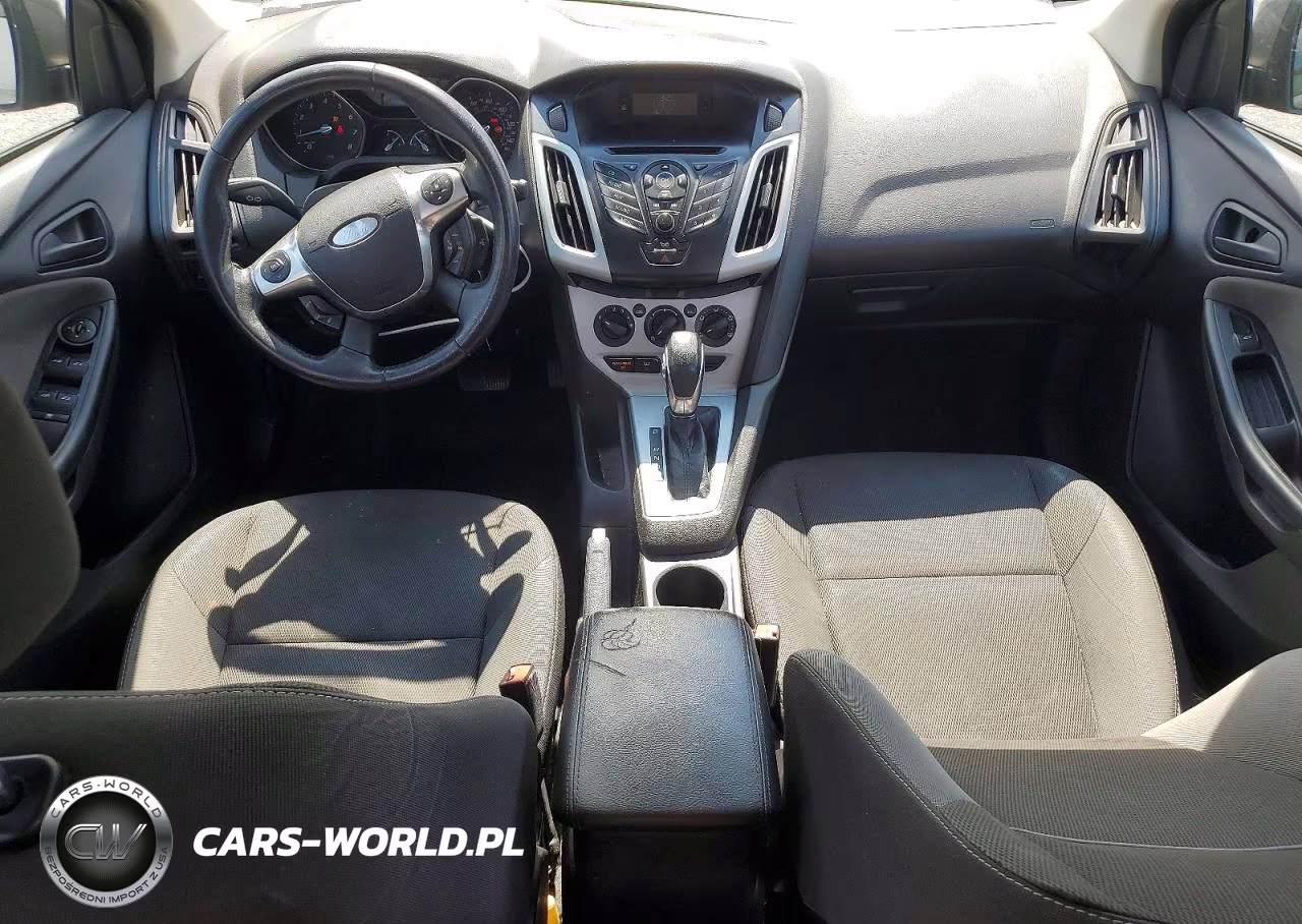 2012 Ford Focus Se VIN:1FAHP3F27CL137373 - 8