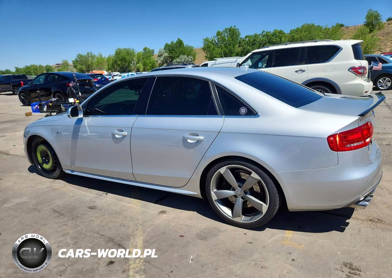 2010 Audi S4 Premium Plus VIN:WAUDGAFL5AA110006 - 2