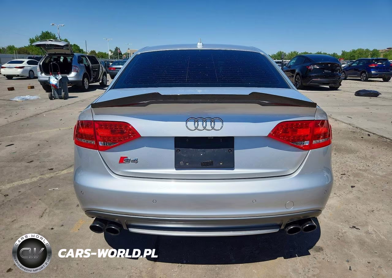 2010 Audi S4 Premium Plus VIN:WAUDGAFL5AA110006 - 6