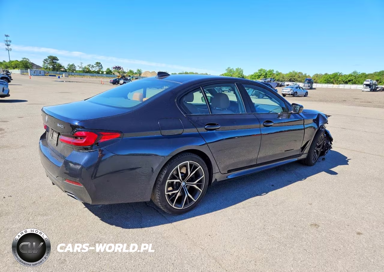 2022 BMW 540 Xi VIN:WBA73BJ03NWX39641 - 3