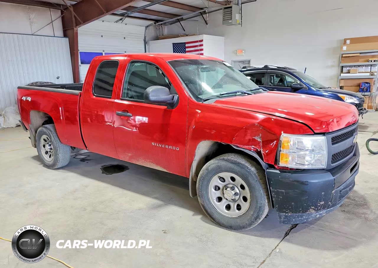 2010 Chevrolet Silverado K1500 VIN:1GCSKPEA8AZ184422 - 4