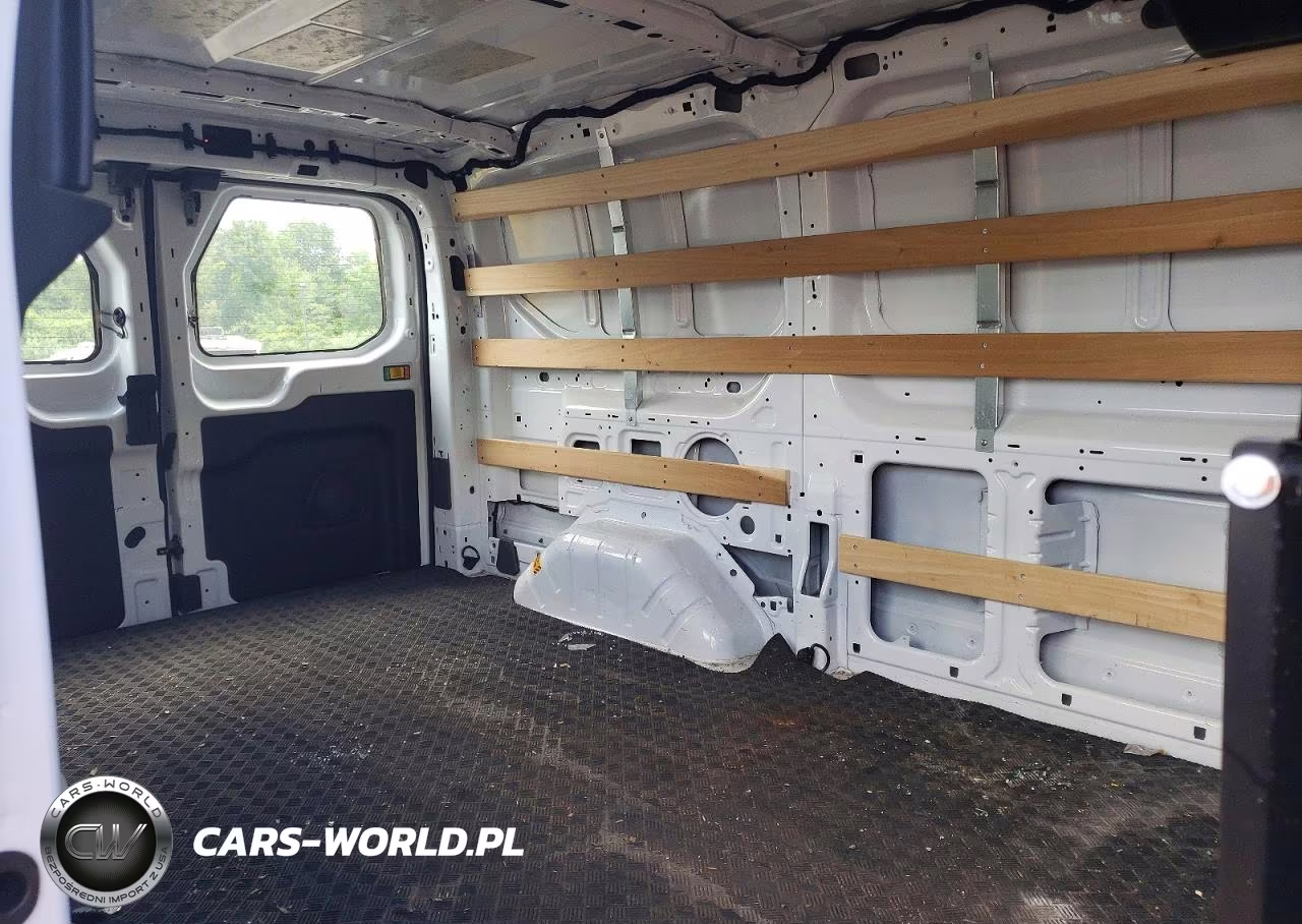 2025 Ford Transit 250 Delivery Van VIN:1FTBR1Y84SKB05209 - 11