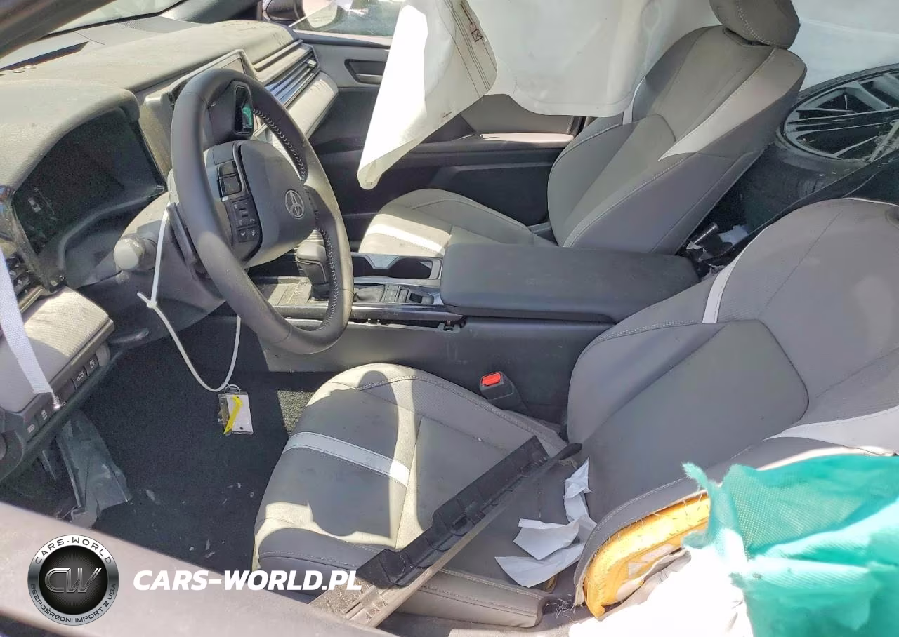 2026 Toyota Camry Se VIN:4T1DAACK0TU677348 - 8